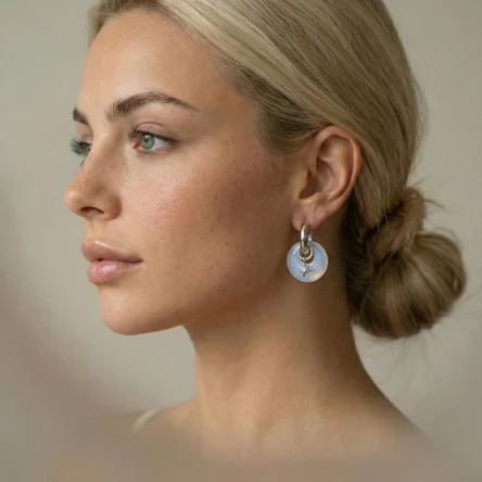 "Луна"